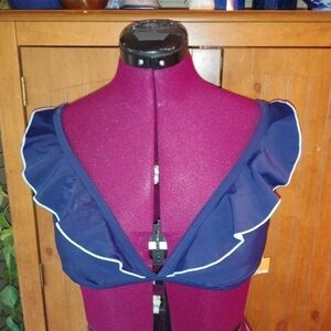 NWOT Kona Swim Suit Top